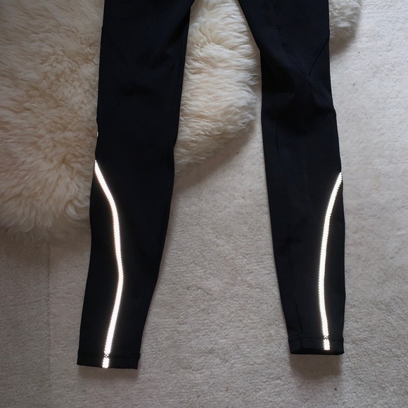 Lululemon Cadence Crusher Tights Black Stretch Compression Leggings 2 - Picture 8 of 10